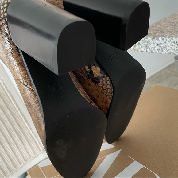 ZARA ANIMAL PRINT LEATHER BOOTS - Picture 11 of 15